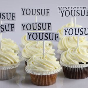 Cup Cake With Name Tags