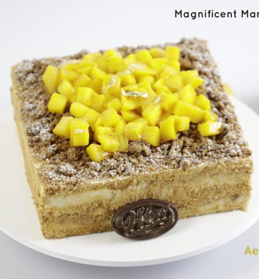 Magnificent Mango Crumble Cake