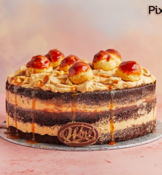 Pixes Cake
