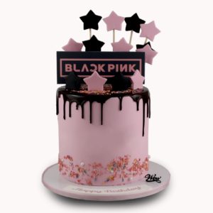 Black Pink Cake.