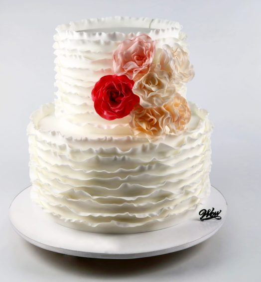 Elegant Sugar flowers Cake